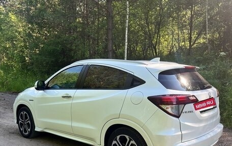 Honda Vezel, 2015 год, 1 710 000 рублей, 11 фотография