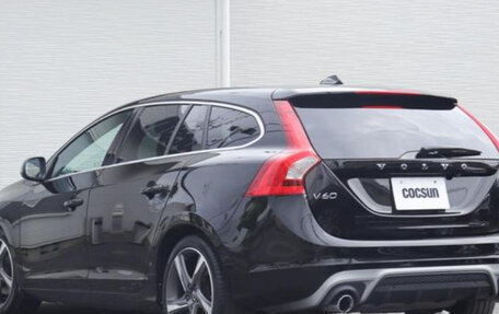Volvo V60 I, 2015 год, 1 015 000 рублей, 6 фотография
