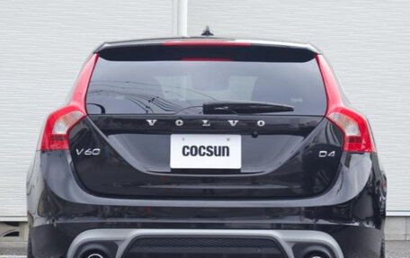 Volvo V60 I, 2015 год, 1 015 000 рублей, 5 фотография