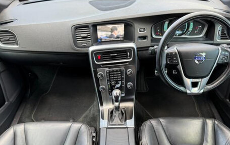 Volvo V60 I, 2013 год, 825 000 рублей, 5 фотография
