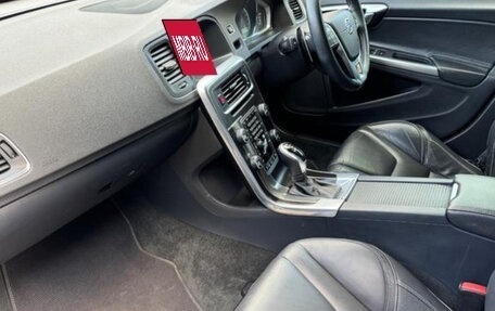 Volvo V60 I, 2013 год, 825 000 рублей, 6 фотография