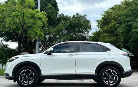 Honda Vezel, 2024 год, 1 736 810 рублей, 7 фотография