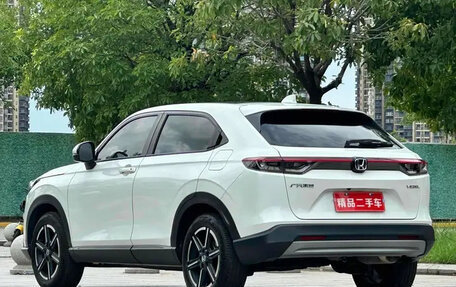 Honda Vezel, 2024 год, 1 736 810 рублей, 3 фотография
