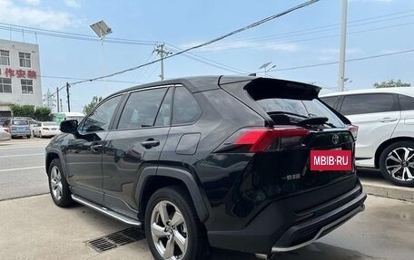 Toyota RAV4, 2022 год, 2 490 000 рублей, 4 фотография