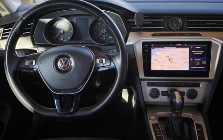 Volkswagen Passat B8 рестайлинг, 2019 год, 1 600 000 рублей, 7 фотография