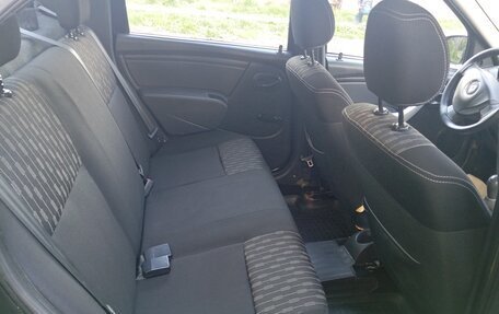 Renault Logan I, 2013 год, 390 000 рублей, 2 фотография