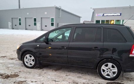 Opel Zafira B, 2012 год, 900 000 рублей, 3 фотография