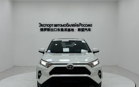 Toyota RAV4, 2022 год, 2 450 000 рублей, 5 фотография