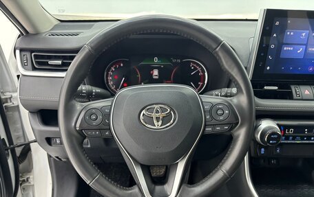 Toyota RAV4, 2022 год, 2 450 000 рублей, 11 фотография