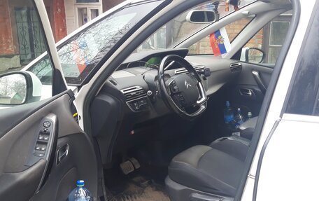 Citroen C4 Picasso II рестайлинг, 2014 год, 1 000 000 рублей, 9 фотография