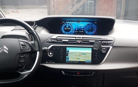 Citroen C4 Picasso II рестайлинг, 2014 год, 1 000 000 рублей, 12 фотография