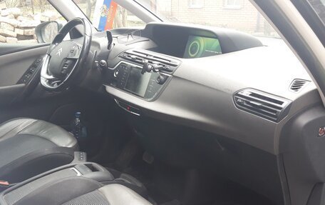 Citroen C4 Picasso II рестайлинг, 2014 год, 1 000 000 рублей, 11 фотография
