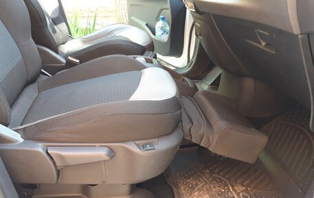 Citroen C4 Picasso II рестайлинг, 2014 год, 1 000 000 рублей, 14 фотография