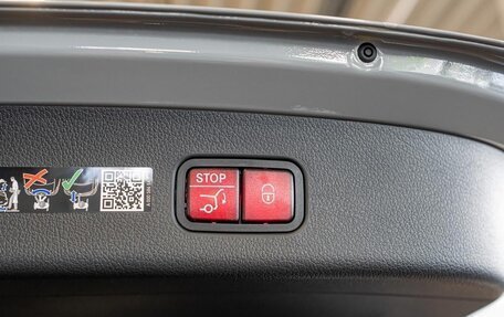 Mercedes-Benz GLC, 2025 год, 11 300 000 рублей, 22 фотография
