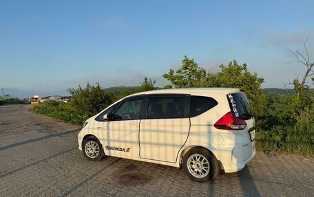 Honda Freed II, 2019 год, 1 730 000 рублей, 4 фотография