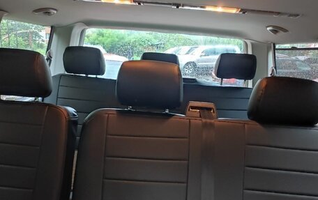 Volkswagen Caravelle T6 рестайлинг, 2016 год, 1 970 000 рублей, 12 фотография