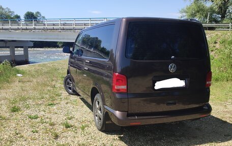 Volkswagen Caravelle T5, 2012 год, 2 500 000 рублей, 3 фотография