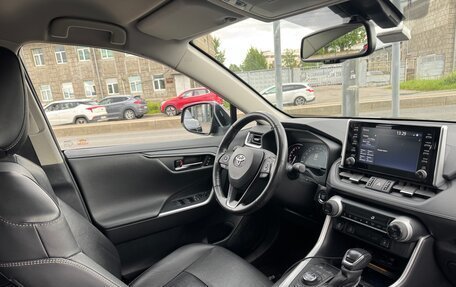Toyota RAV4, 2021 год, 3 500 000 рублей, 4 фотография