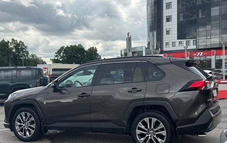 Toyota RAV4, 2021 год, 3 500 000 рублей, 3 фотография