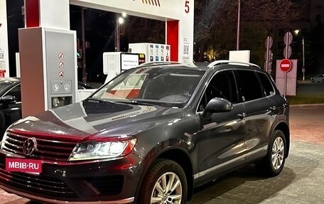 Volkswagen Touareg III, 2016 год, 3 200 000 рублей, 1 фотография