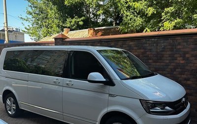 Volkswagen Multivan T6 рестайлинг, 2019 год, 4 000 000 рублей, 1 фотография