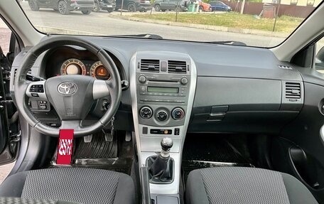 Toyota Corolla, 2011 год, 1 050 000 рублей, 6 фотография