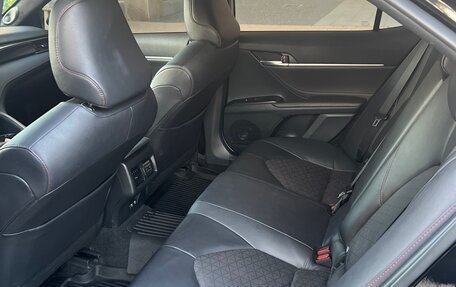 Toyota Camry, 2021 год, 3 200 000 рублей, 8 фотография