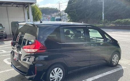 Honda Freed I, 2016 год, 1 300 000 рублей, 5 фотография