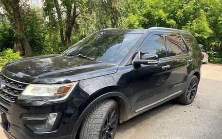 Ford Explorer VI, 2015 год, 2 200 000 рублей, 5 фотография