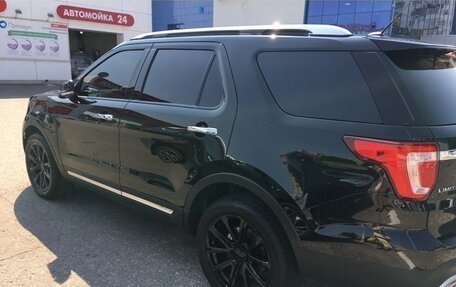 Ford Explorer VI, 2015 год, 2 200 000 рублей, 3 фотография