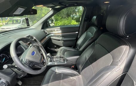 Ford Explorer VI, 2015 год, 2 200 000 рублей, 14 фотография
