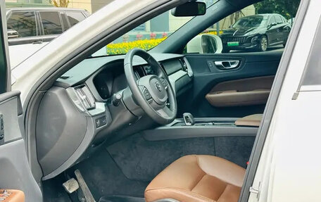 Volvo XC60 II, 2022 год, 2 911 555 рублей, 7 фотография