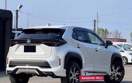 Toyota Yaris Cross, 2021 год, 1 450 000 рублей, 4 фотография