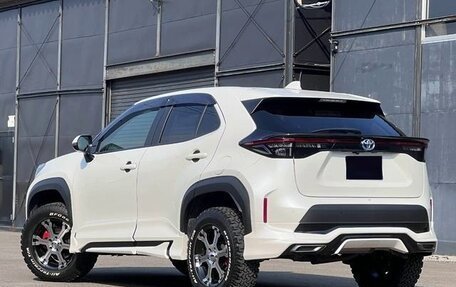 Toyota Yaris Cross, 2021 год, 1 450 000 рублей, 6 фотография