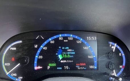 Toyota Yaris Cross, 2021 год, 1 450 000 рублей, 15 фотография