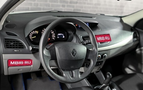 Renault Megane III, 2011 год, 750 000 рублей, 11 фотография