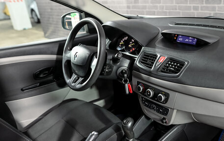 Renault Megane III, 2011 год, 750 000 рублей, 14 фотография