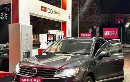 Volkswagen Touareg III, 2016 год, 3 200 000 рублей, 2 фотография