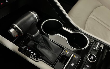 KIA K5, 2022 год, 3 100 000 рублей, 24 фотография