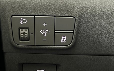 KIA K5, 2022 год, 3 100 000 рублей, 28 фотография