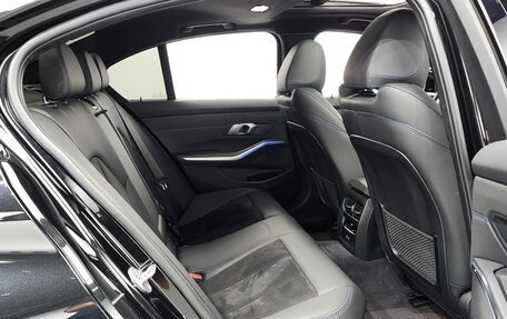 BMW 3 серия, 2021 год, 2 790 000 рублей, 15 фотография