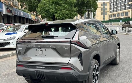 Geely Atlas, 2024 год, 1 785 000 рублей, 4 фотография