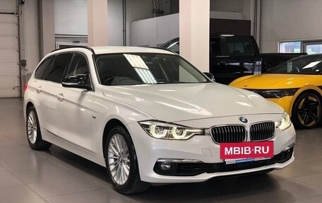 BMW 3 серия, 2017 год, 1 990 000 рублей, 8 фотография