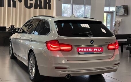 BMW 3 серия, 2017 год, 1 990 000 рублей, 4 фотография