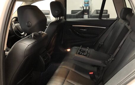 BMW 3 серия, 2017 год, 1 990 000 рублей, 14 фотография