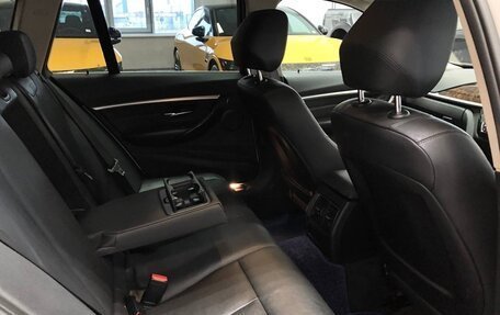 BMW 3 серия, 2017 год, 1 990 000 рублей, 15 фотография