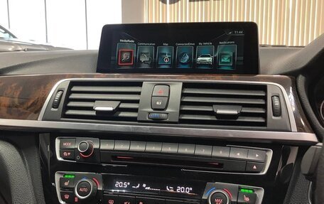 BMW 3 серия, 2017 год, 1 990 000 рублей, 16 фотография