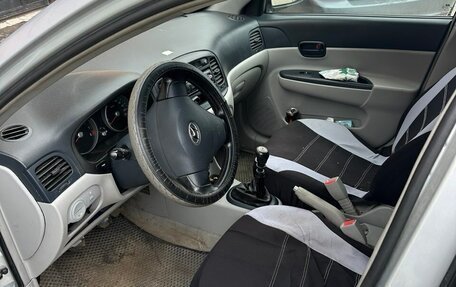 Hyundai Verna II, 2006 год, 310 000 рублей, 7 фотография