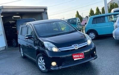 Toyota ISis I, 2013 год, 960 000 рублей, 1 фотография