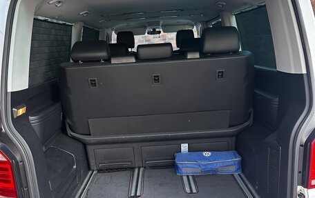 Volkswagen Multivan T6 рестайлинг, 2019 год, 4 000 000 рублей, 14 фотография